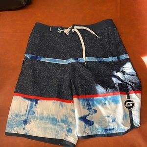 GROM kids boardshorts size 10-12. Length 25-26